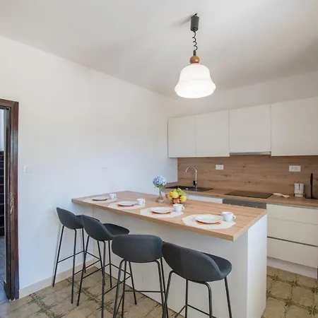 Holiday home Bosa *
